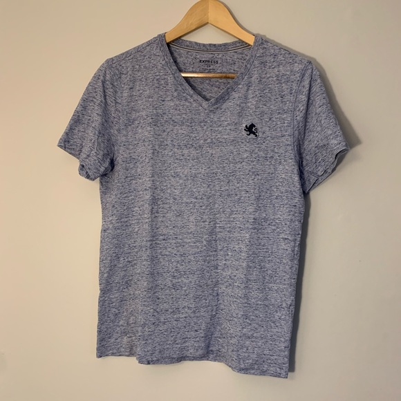 Express V-neck Tee - Picture 3 of 3